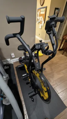402013 Cascade Air Unlimited Exercise Stationary Cardio Bike-used A Few Times