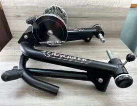 M1-001 Cycletek 2013 Momentum 1 Fluid Resistance Indoor Cycling Trainer #2