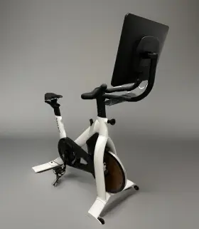 Qxbs00040 Freebeat Lit Exercise Bike Peleton Grade Model The Most Expensive Of Freebeats