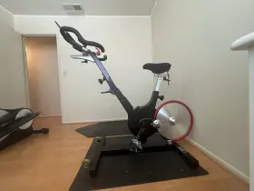 5506bbcxmas Keiser M3i Indoor Exercise Cycle Bundle - Black