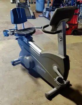93ri Life Fitness Recumbent Bike