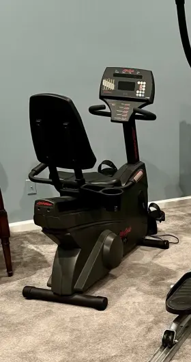 Lf-r9i Life Fitness R9i Recumbent Exercise Bike