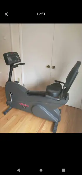 R7i-1547 Life Fitness Recumbent Bike R7i -black Gently Used Made In The Usa