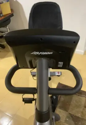 Rs1b-gc Life Fitness Rs Recumbent Bike With Go Console - Never Used #2