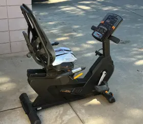1060rb Lifecore Fitness Recumbent Stationary Bike #2