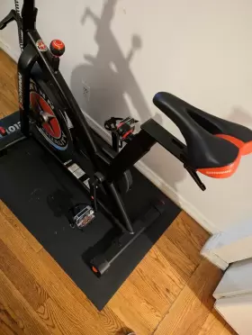 100718 Schwinn Ic3 Upright Indoor Bike #2