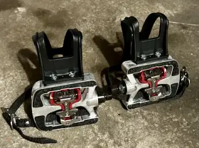 Schwinn Jd-304 Bowflex Stationary Bike Left Pedal With Spd And Toe Clips Cage