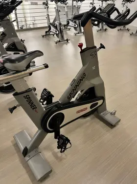 9-7090-mintp0 Star Trac Nxt Spinner With Console - Group Exercise Spin Bike 16 Available