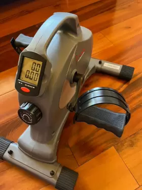 Sfb0418 Sunny Health Fitness Magnetic Mini Exercise Bike #2