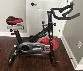 Sf-b1203 Sunny Health And Fitness Indoor Cycling Bike. Black Red. Rarely Used. Excellent