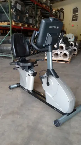 Rcs400 True Fitness Cs400 Recumbent Bike With 10 Inch Transcend Display - Used #3