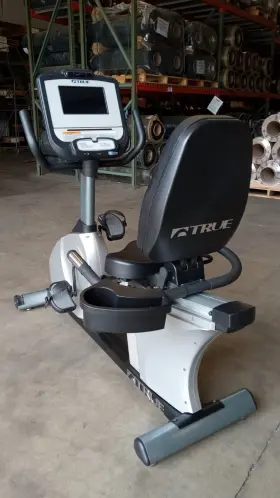 Rcs400 True Fitness Cs400 Recumbent Bike With 10 Inch Transcend Display - Used
