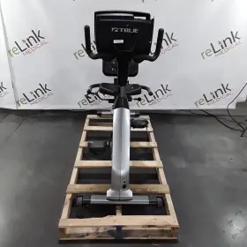 Rcs800 True Fitness Recumbent Bike
